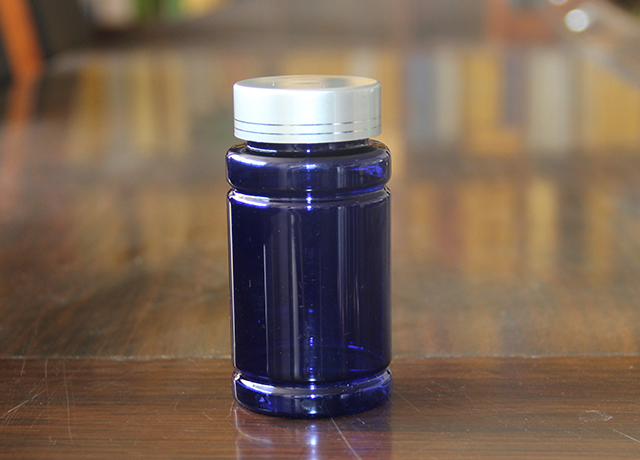 100cc蓝色瓶仿银盖 高度：90mm  直径：46mm